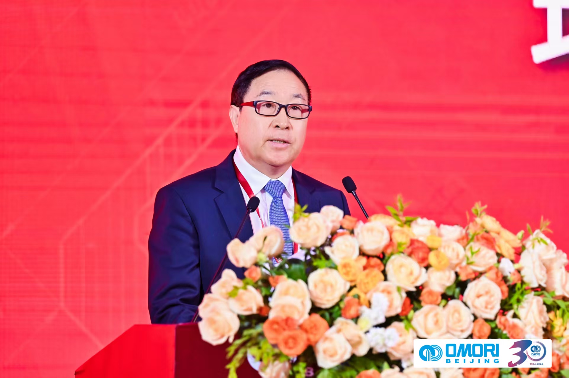 三十而礪 逐新致遠(yuǎn)—楚玉峰理事長出席北京大森公司30周年慶典